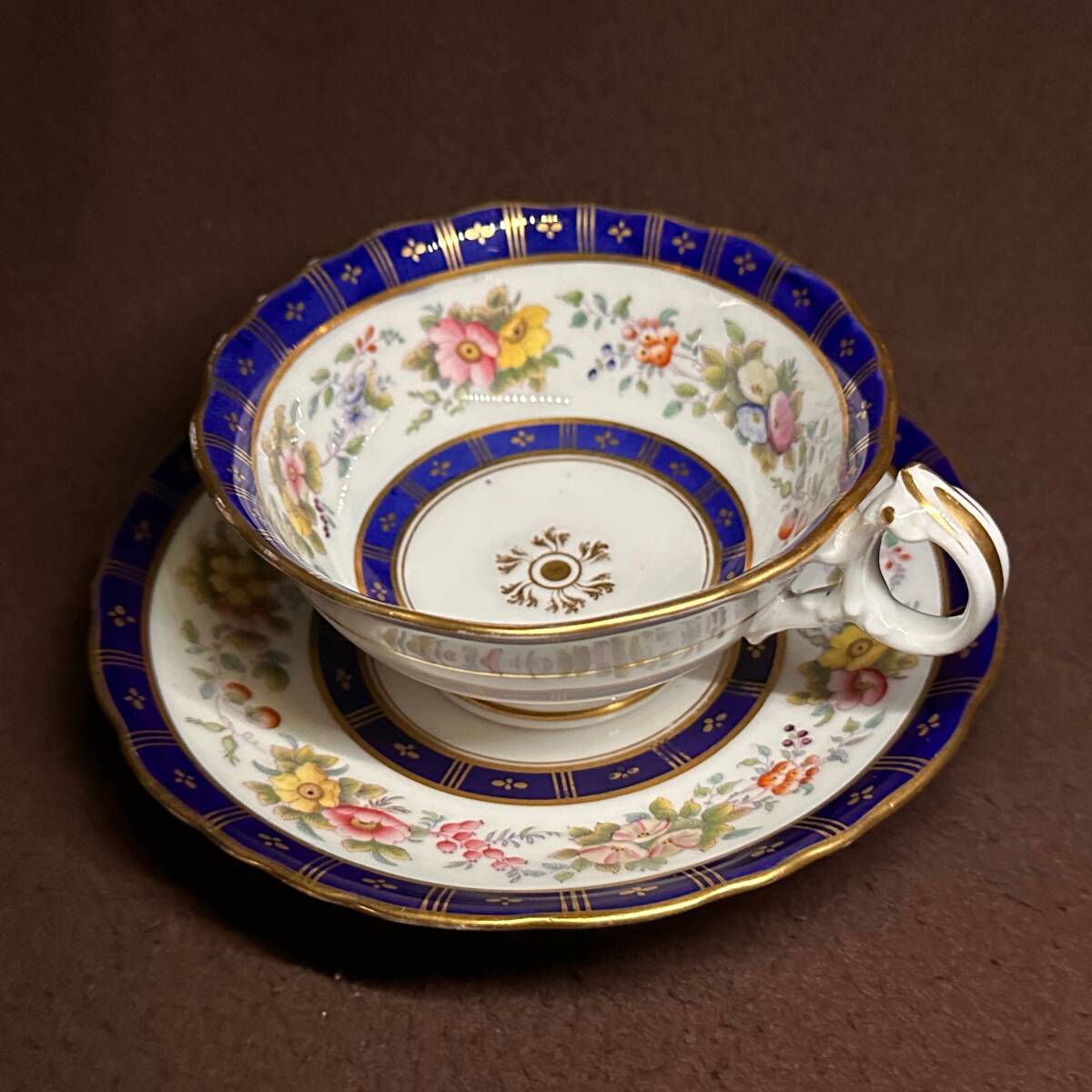  beautiful beauty! ridge way cup & saucer Paris border dark blue gold paint many kind. flower .1835 year about England antique 