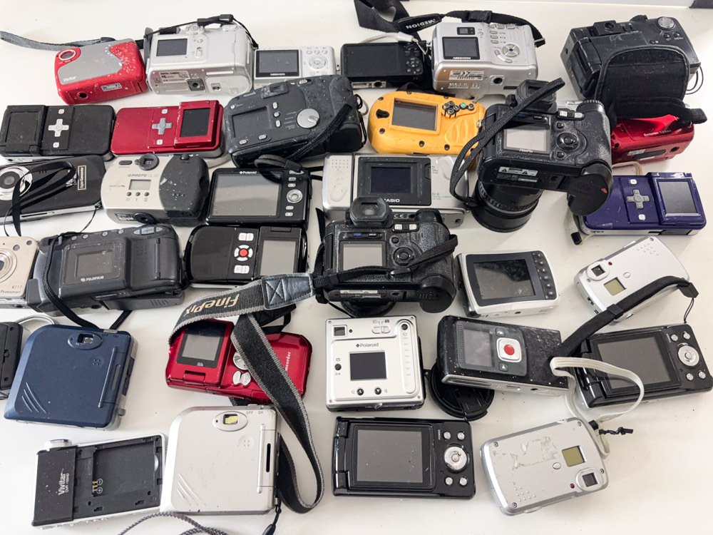 28台 ジャンクデジカメ デジタルカメラ DVDカメラ ビデオカメラ 大量 まとめ売り まとめ セット CANON NIKON KODAK OLYMPUS F28_画像5