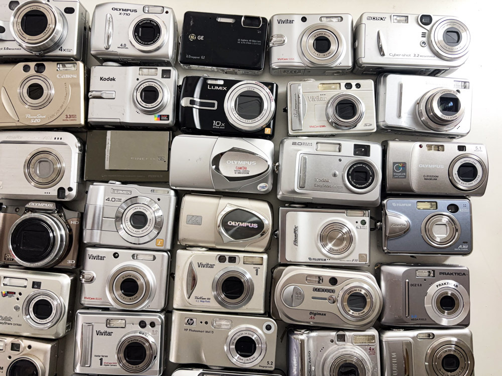 50台 現状未確認中古品 ジャンク扱い コンパクトデジタルカメラ 大量 まとめ売り まとめ CANON NIKON KODAK OLYMPUS FUJIFILM 06005③_画像3