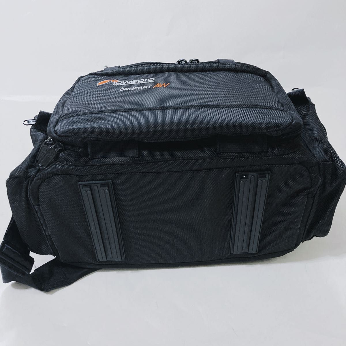 Lowepro COMPACT AW カメラバッグ ロープロ