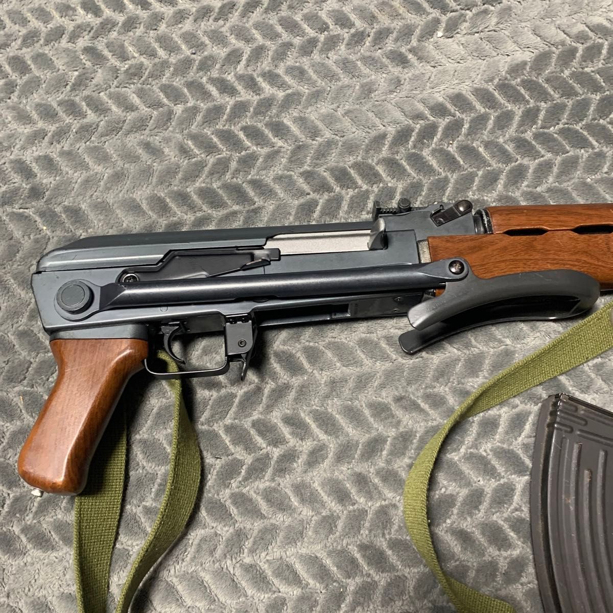 メーカー不明 AK47S 電動ガン ショートバレルカスタム ギャング メーカー不明 AK47S 電動ガン ショートバレルカスタム ギャング