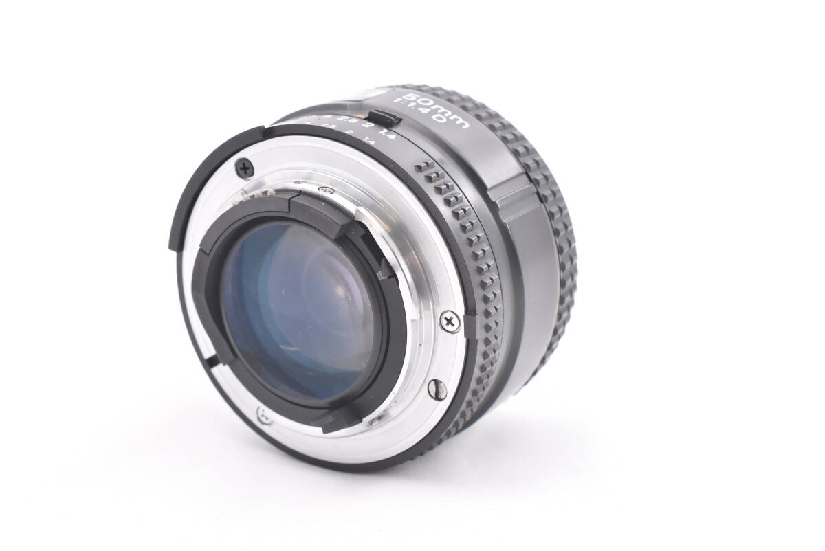 Nikon ニコン AF NIKKOR 50mm F1.4 D 単焦点レンズ (t7770)_画像2