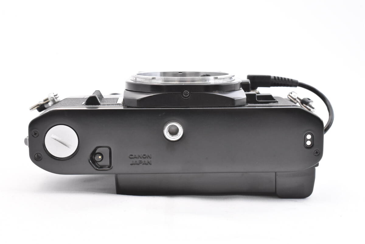 【ジャンク】 Canon キャノン AE-1 ブラックボディ マニュアルフォーカス フィルムカメラ (t5540)_画像6