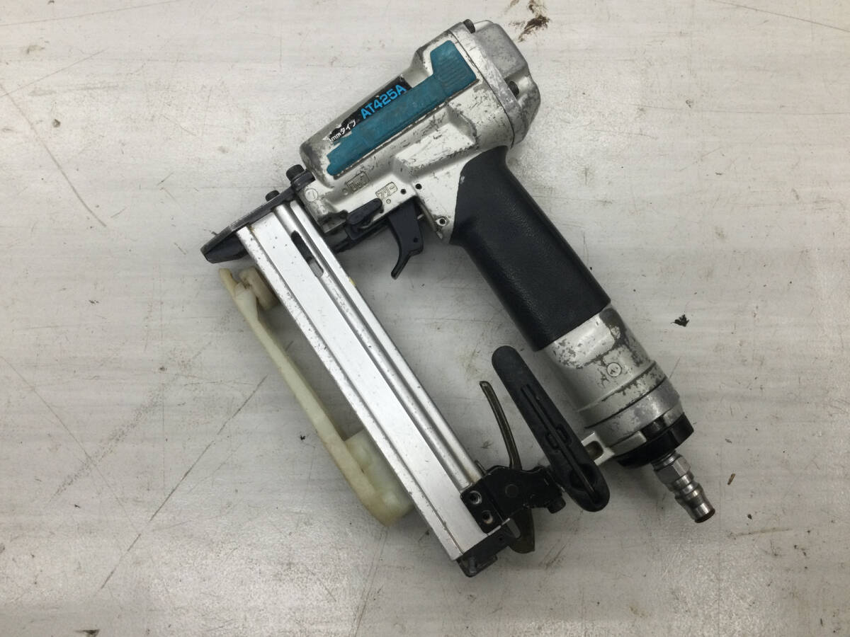 【中古品 現状販売】 makita 常圧4mmエアタッカー AT425A IT28S7D1QFYH