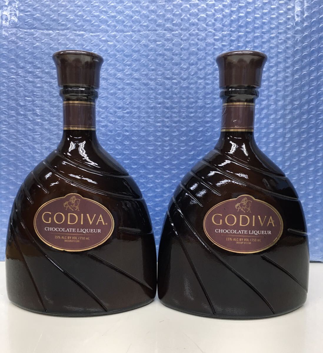 【2本まとめ】GODIVA ゴディバ チョコレート リキュール 750ml 15% 古酒 未開栓 総重量:2894g_画像1