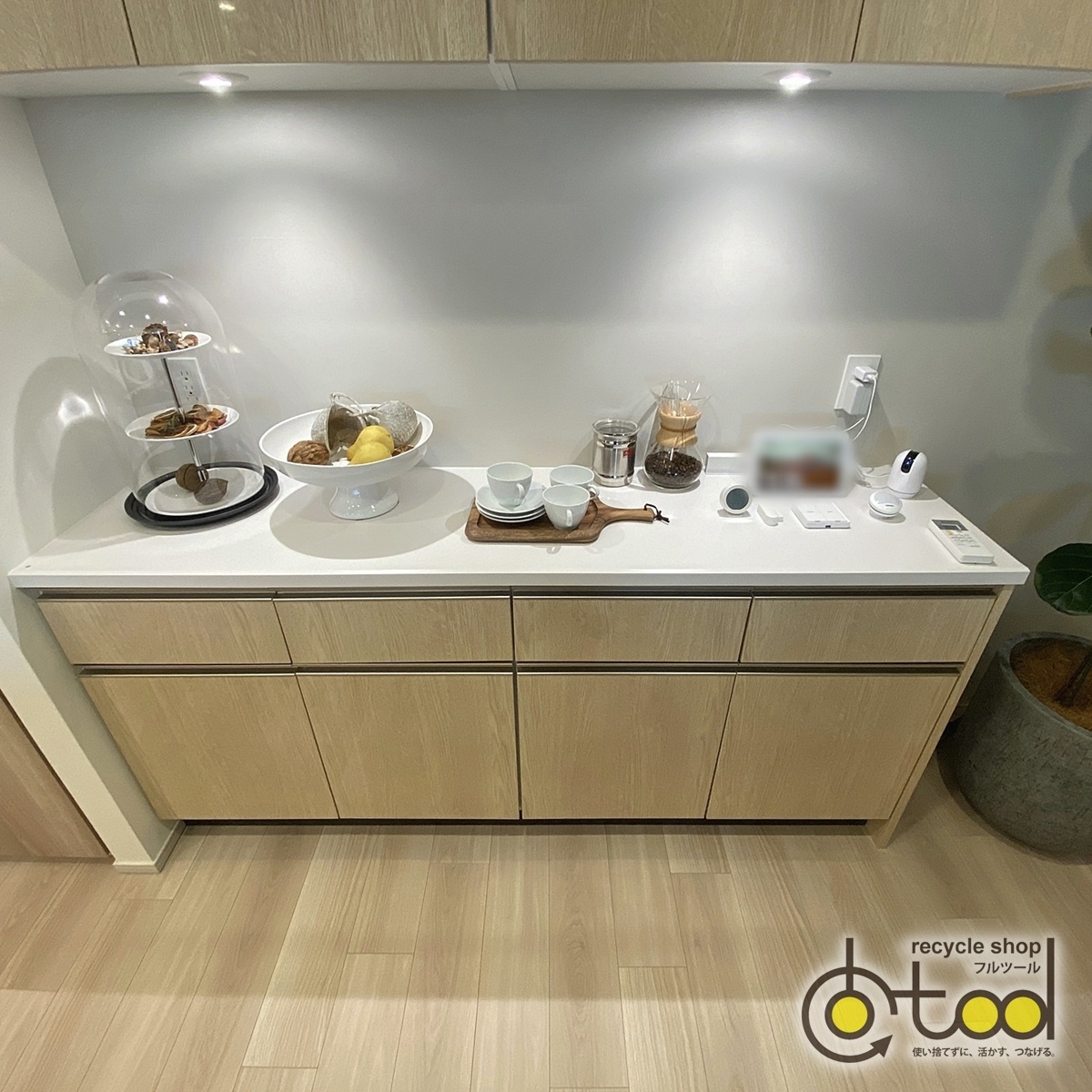 [ Osaka ] Takara стандартный производства шкаф / буфет кухня место хранения кухня панель / освещение имеется навесной шкаф /W1800/mote Leroux m экспонирование установка товар [KCD26]
