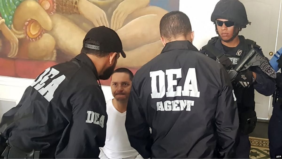 少量入荷 送料込 DEA 麻薬取締局 Lサイズ コーチジャケット 少量入荷 送料込 DEA 麻薬取締局 Lサイズ コーチジャケット