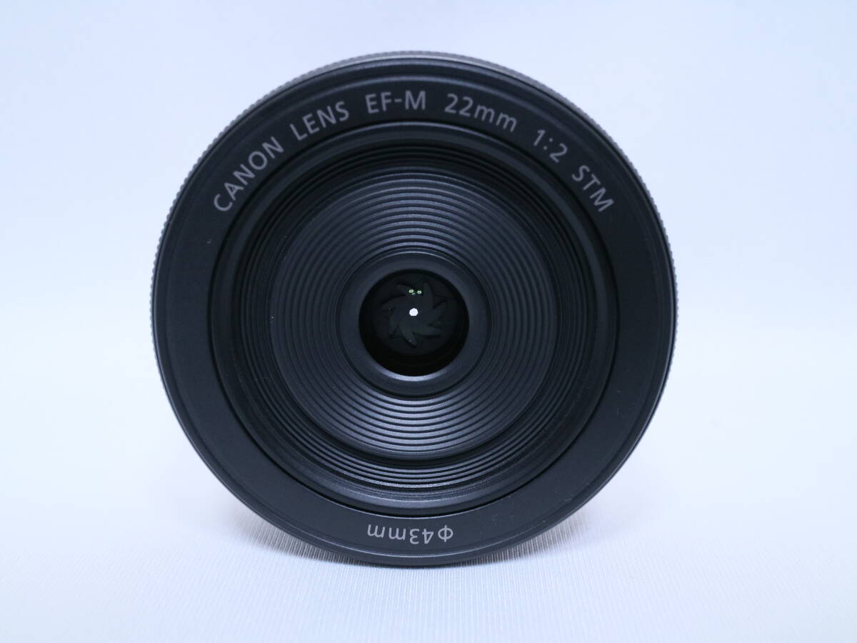 キヤノン 純正レンズ CANON LENS EF-M 22mm 1:2 STM オートフォーカス パンケーキ ミラーレス 交換レンズ EOS Mシリーズ_画像2
