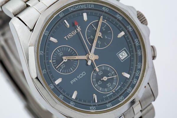 TISSOT ティソ PR100 P372/472 クォーツ クロノグラフ デイト ブルー文字盤 メンズ腕時計 ジャンク 不動品 #36408_画像3