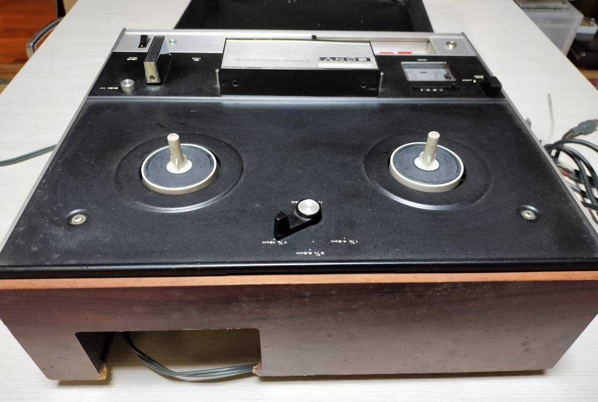 ★★★　SONY(ソニー） TC-255 ￥39,800(1969年頃)オープンリールデッキ 動作品ですが残念なジャンクです。　★★★_画像4