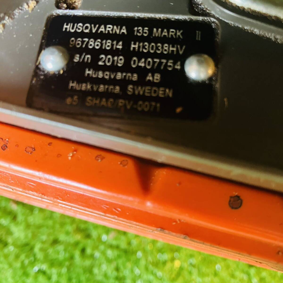 Husqvarna 135 mark2 38cc ガイドバー30cm ハスクバーナ　エンジンチェーンソー 整備済み　動作確認済み_画像10