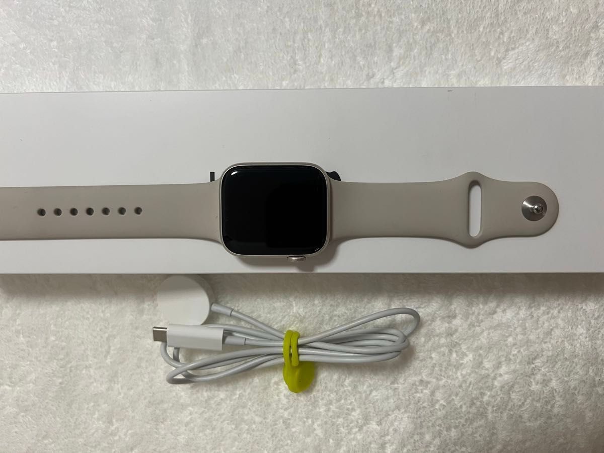 Apple Watch SE 第2世代-40mmStar Alu Star Sp GPSモデル