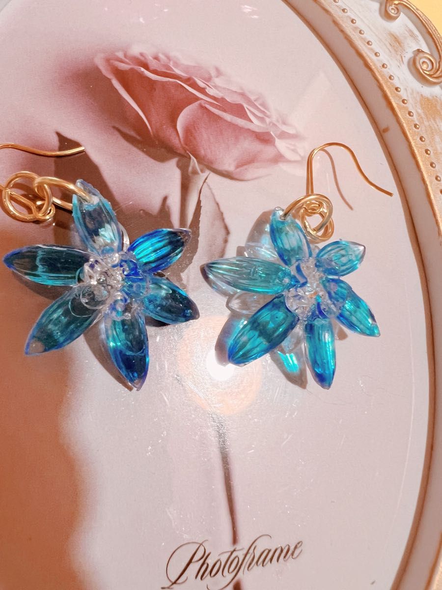 ハンドメイド 花ピアス