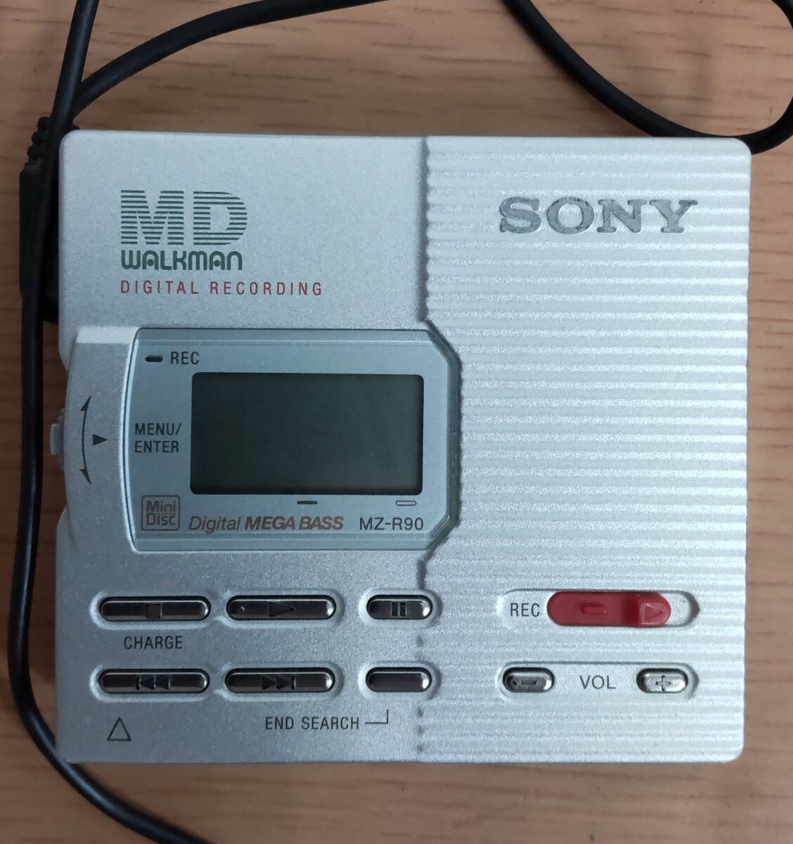 [UJC-3939] Junk!! 1 jpy exhibition!! portable player . summarize CD*MD Walkman cassette player electrification * operation not yet verification parts ..