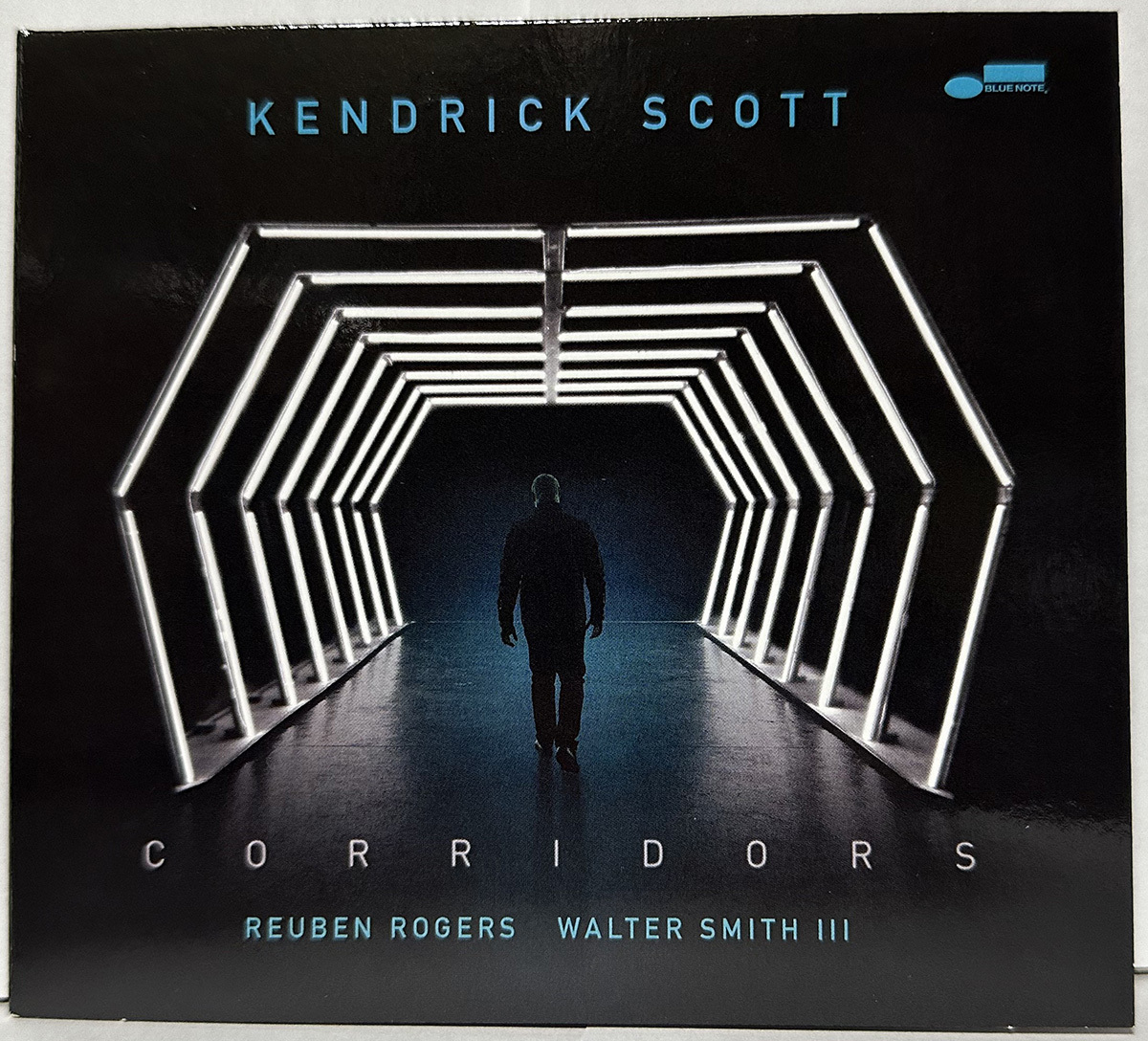 Corridors / Kendrick Scottの画像1