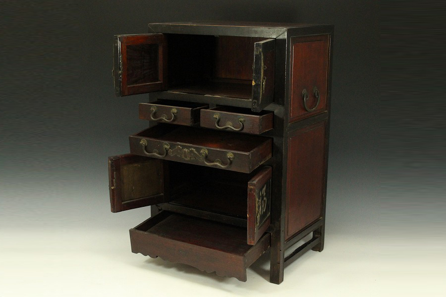  China fine art . tree karaki good equipment ornament luck . small chest of drawers drawing out height 53cm Zaimei old house warehouse .[3350]