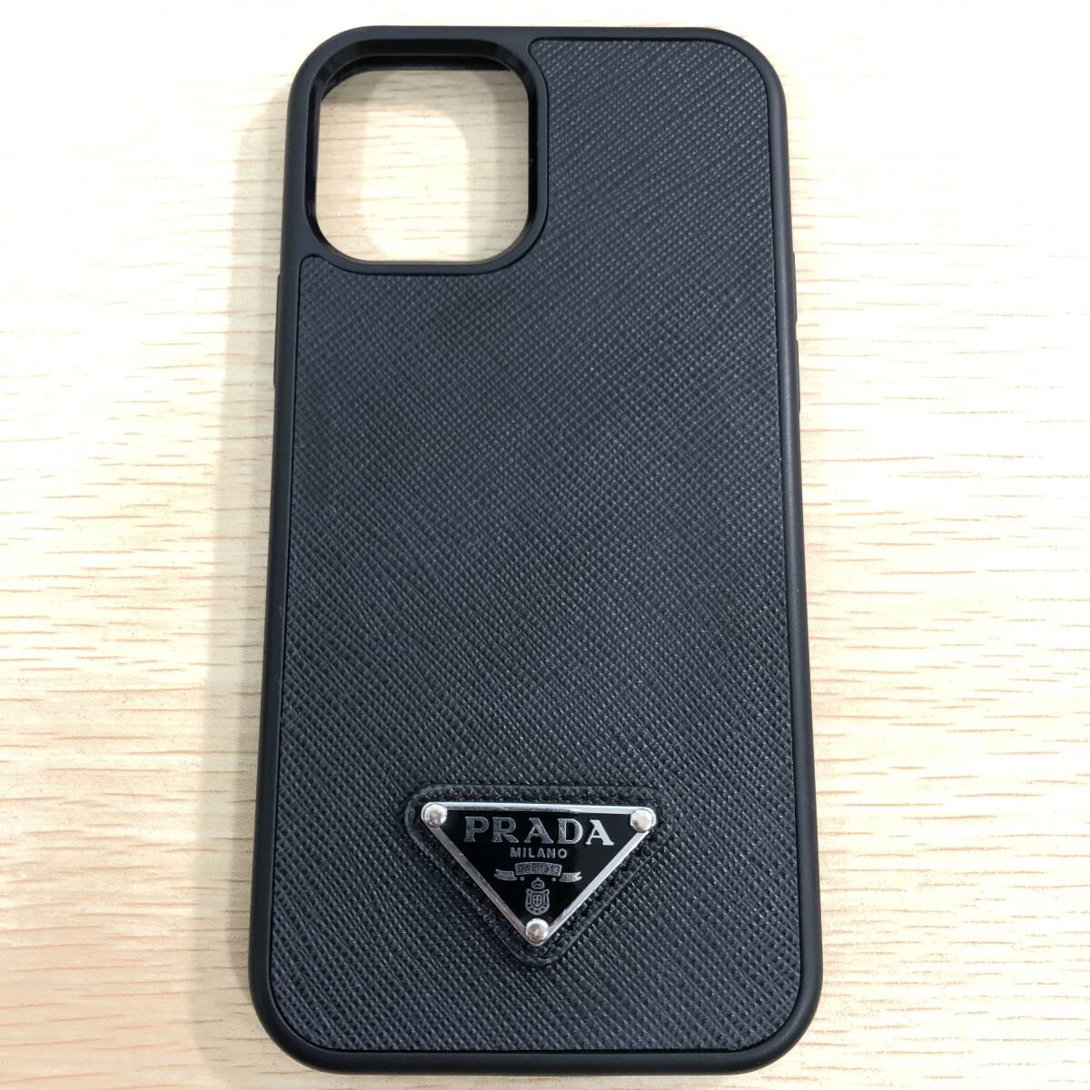 PRADA プラダ サフィアーノレザー iPhone12/12Pro 対応 アイフォンケース / ブラック 黒_画像2