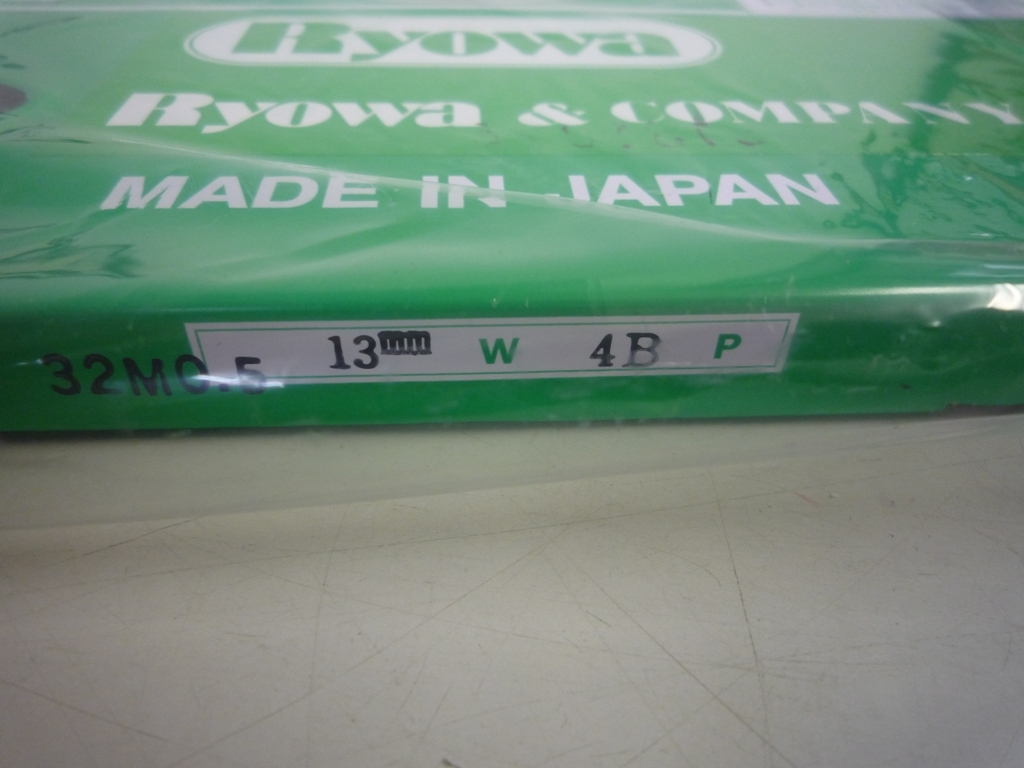 送料無料　リョーワ 木工用 グリーン缶 G3㎜からG13㎜幅 x 山数 X 32M　0.5㎜厚_画像2