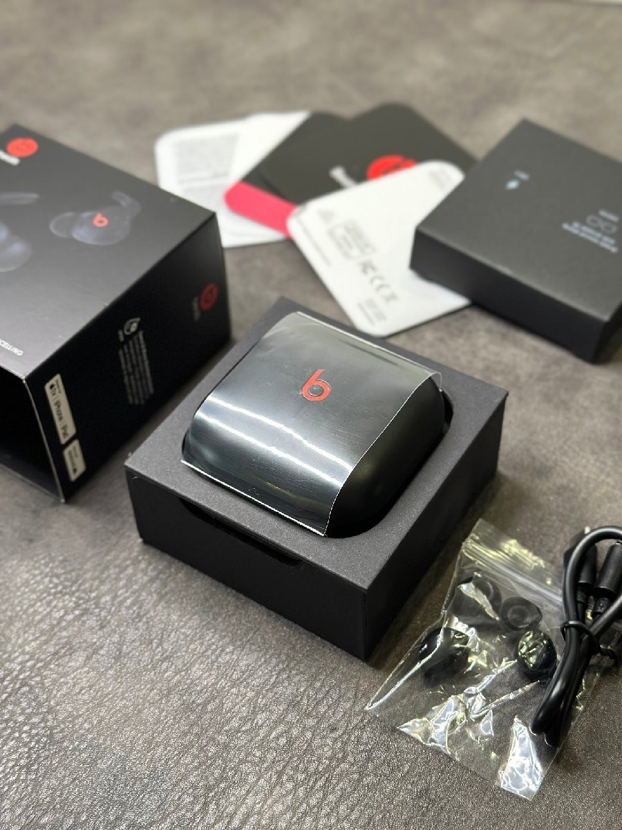 Beats Fit Pro - True Wireless Noise ワイヤレスノイズキャンセリングイヤフォン ブラック 並行輸入品_画像4