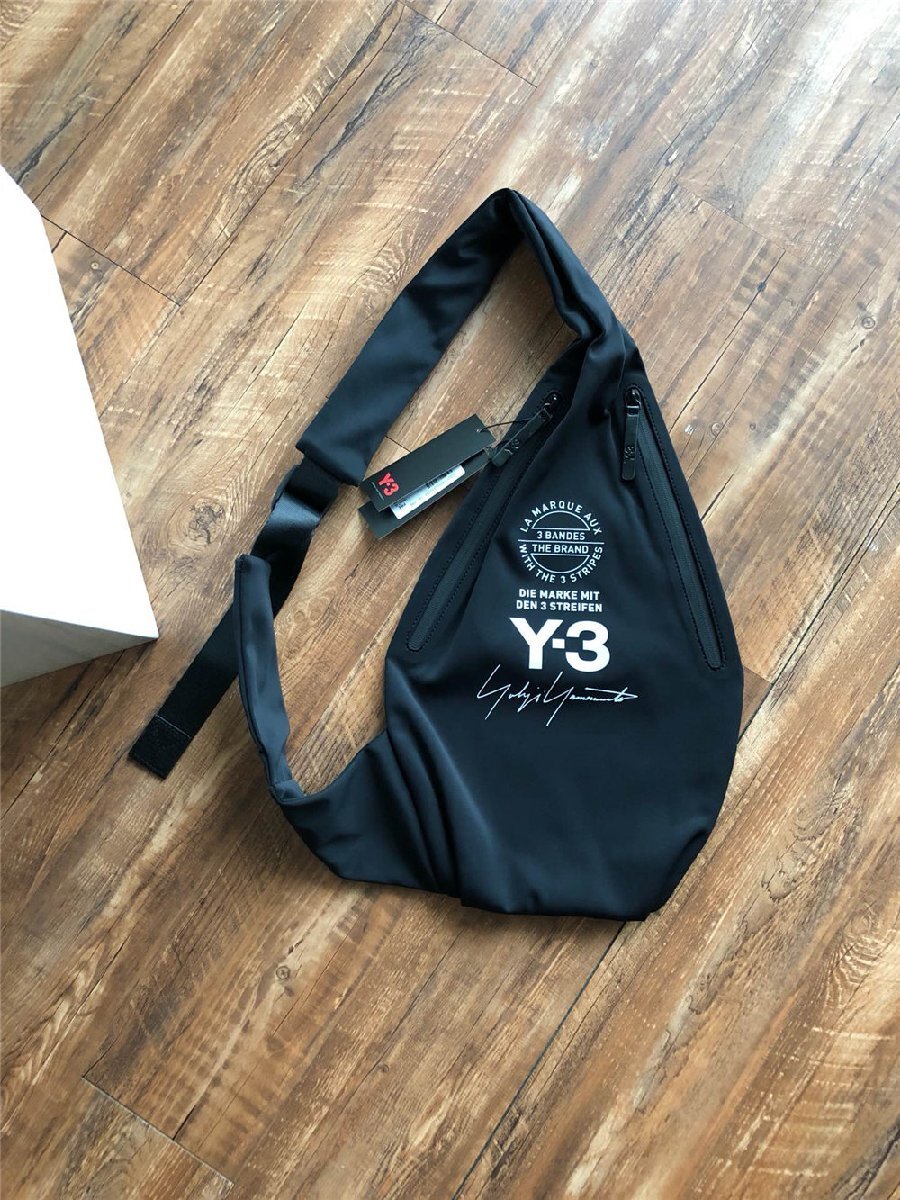 Y-3(wa chair Lee ) shoulder .. bag black Logo shoulder bag sport bag unisex 