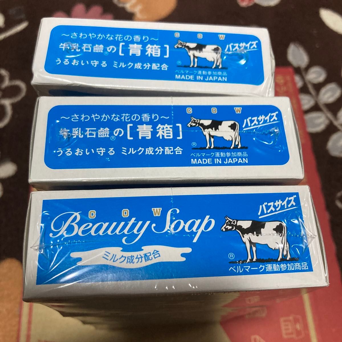 牛乳石鹸　青箱　バスサイズ135gx3、130×6
