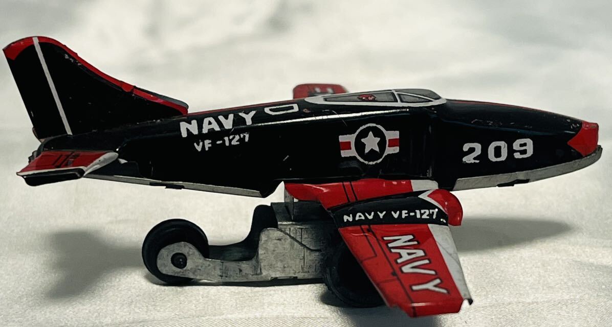 ★当時物　ブリキ　飛行機　NAVY VF-127 209 おもちゃ　日本製　昭和レトロ　ヴィンテージ　玩具_画像4