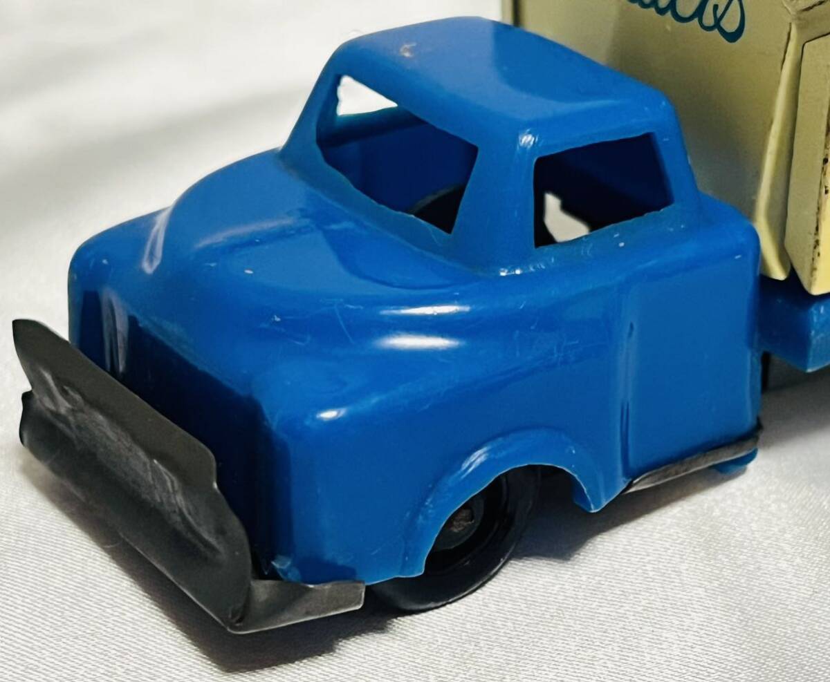 * подлинная вещь фрукты [NICE-FRESH] жестяная пластина грузовик синий Showa Retro античный жестяная пластина. игрушка Vintage fruits автомобиль игрушка 