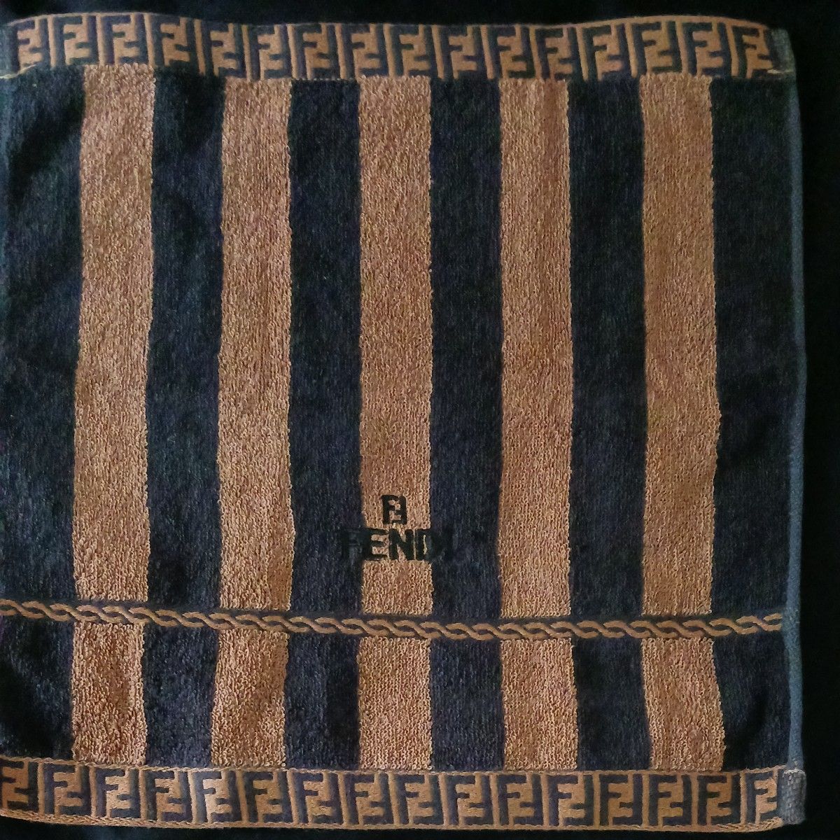 FENDI　フェンディ　タオル　ハンカチ