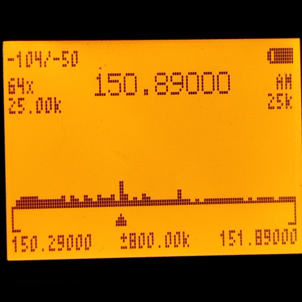 UV-K5（8）ハンディ　広帯域受信機化済　元箱付FM　AM　SSB　受信できます　電源プラグは日本仕様