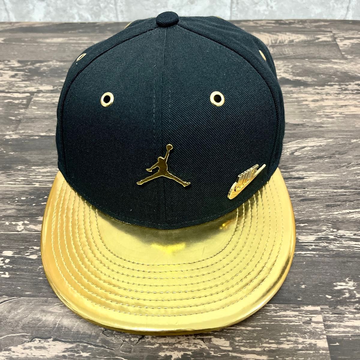 激レア】JORDAN NIKE ゴールド 切替 キャップ ジャンプマン 金 激レア】JORDAN NIKE ゴールド 切替 キャップ ジャンプマン 金