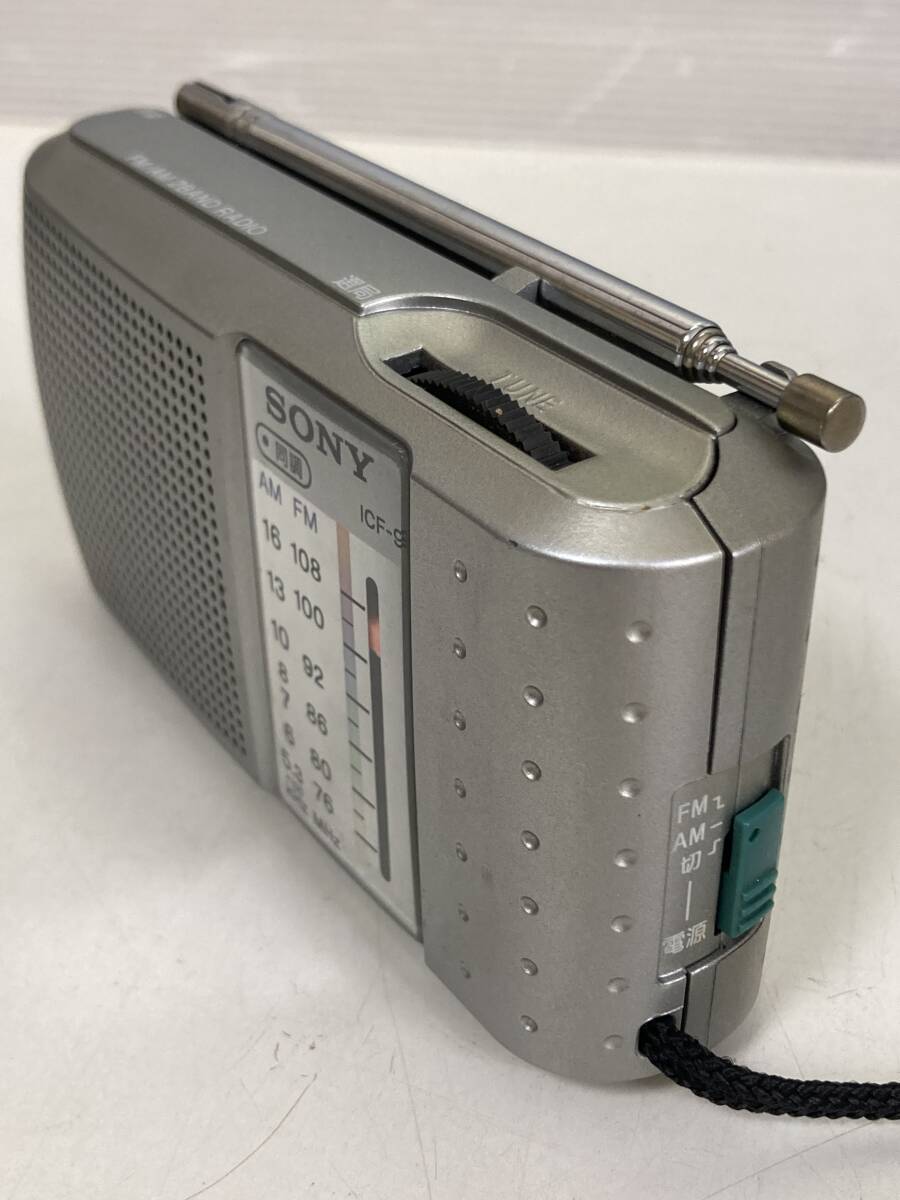 SONY　ハンディーポータブル　FM/AMラジオ　ICF-9★動作品_画像4