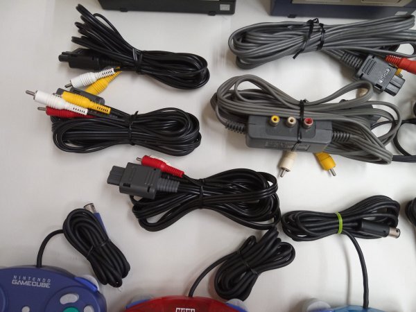  Junk Nintendo Game Cube body controller peripherals cable other company manufactured goods have summarize large amount Nintendo GAMECUBE 24051301