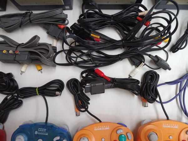  Junk Nintendo Game Cube body controller peripherals cable other company manufactured goods have summarize large amount Nintendo GAMECUBE 24051301