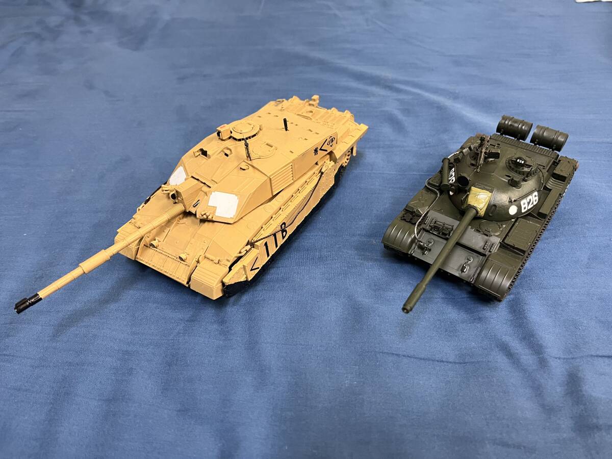 1/48 タミヤ チャレンジャー戦車 T-55戦車 完成品の画像1