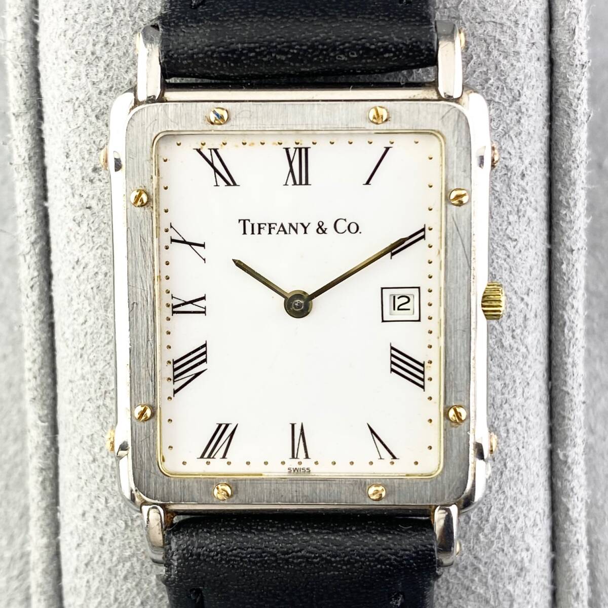【1円〜】Tiffany & Co. ティファニー 腕時計 メンズ ホワイト文字盤 ローマン ゴールド スクエア デイト 可動品の画像8