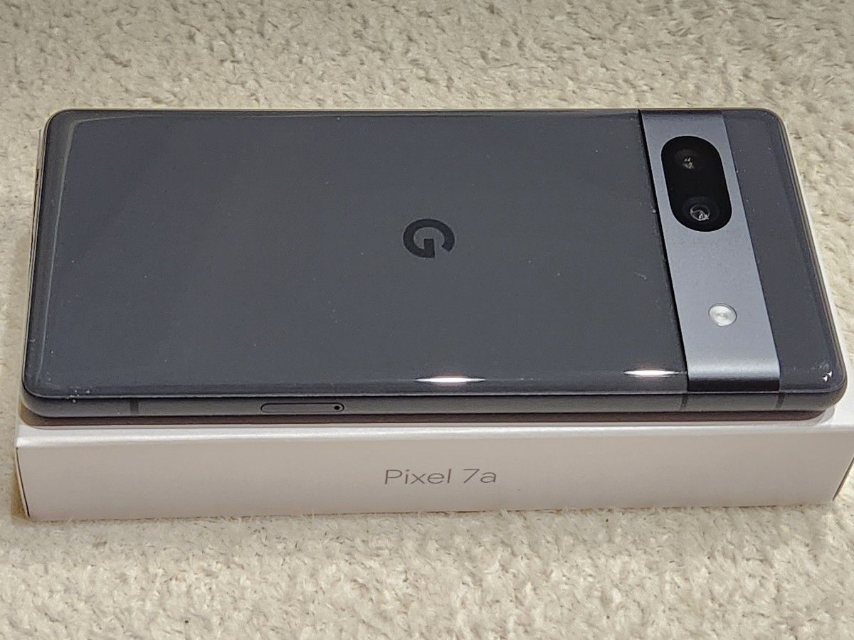 Google Pixel 7a Charcoal docomo版 SIMフリー