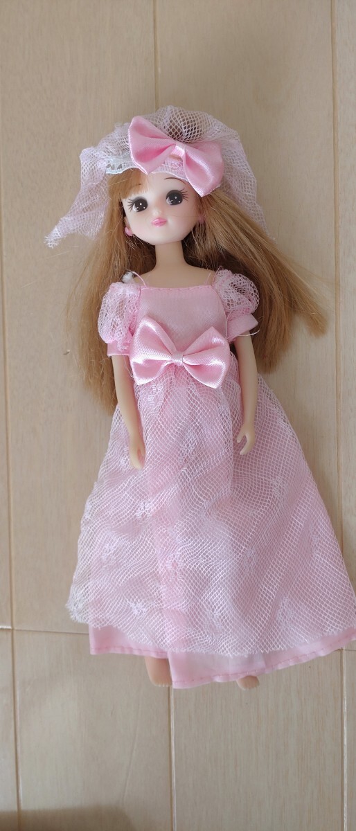 ■送料無料■リカちゃん ドレス　ピンク　ヴェール　セット　着せ替え人形　_画像1