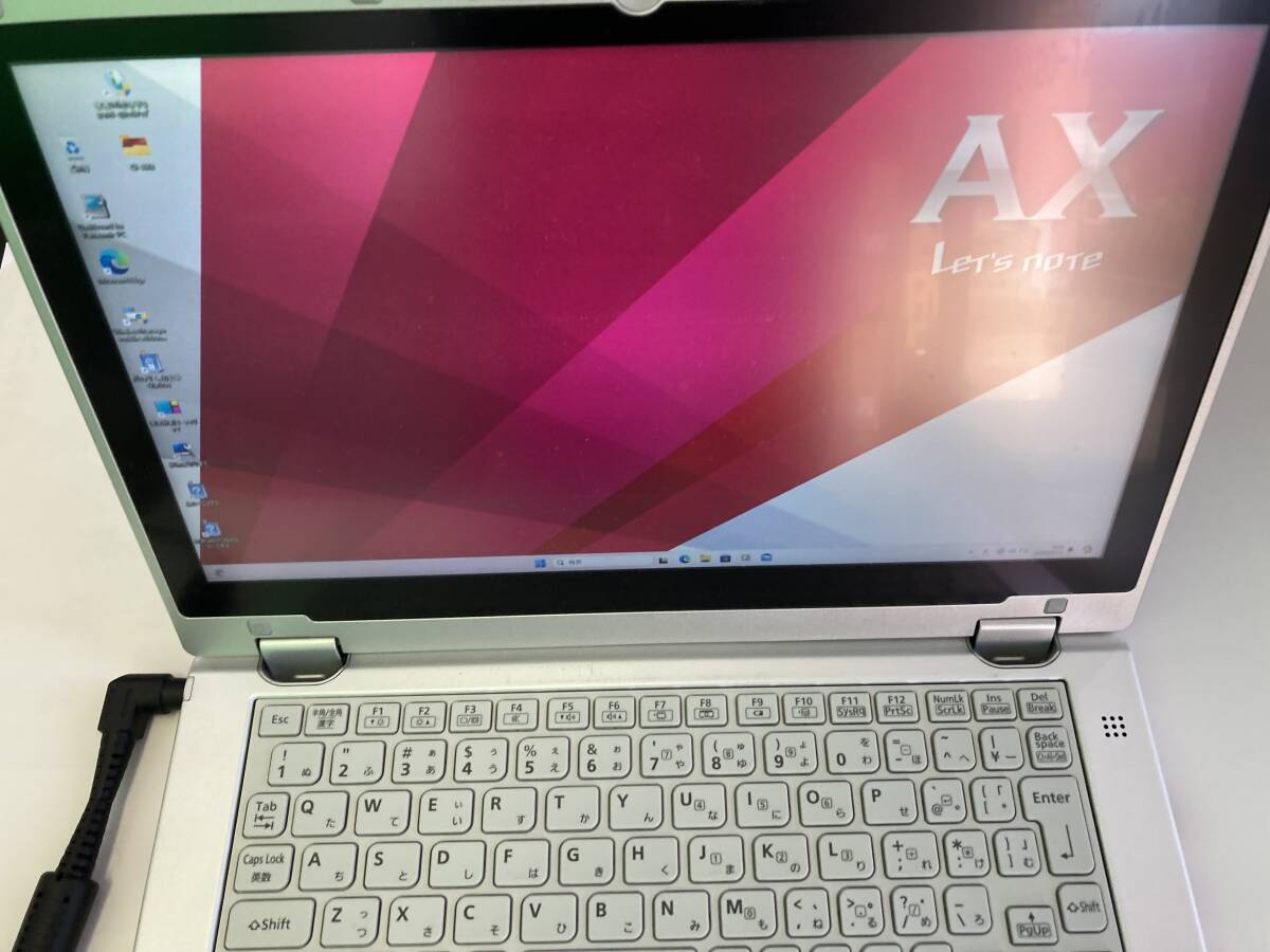 1円～【中古/美品/初期化済】Let's note AX3 CF-AX3GDCCS_画像3