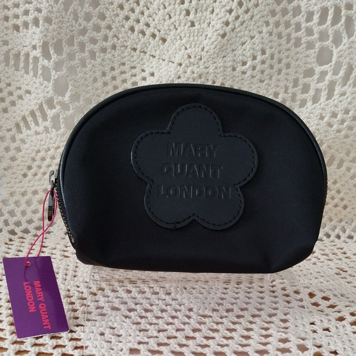 未使用　MARY QUANT　ポーチ鏡付（２個）