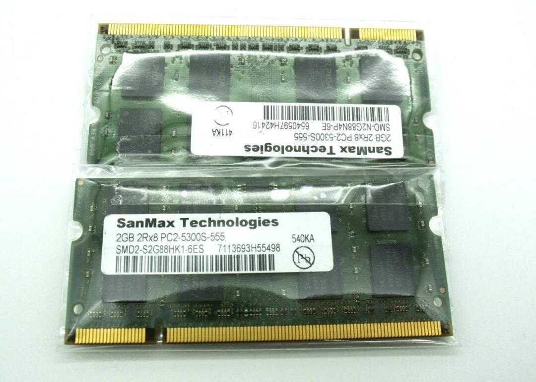 【動作テスト済】送料込700円★SanMax DDR2-667 PC2-5300S 1枚2GB×2枚　/計4GB 動作品★ノート用 メモリー★両面16枚チップ_画像4