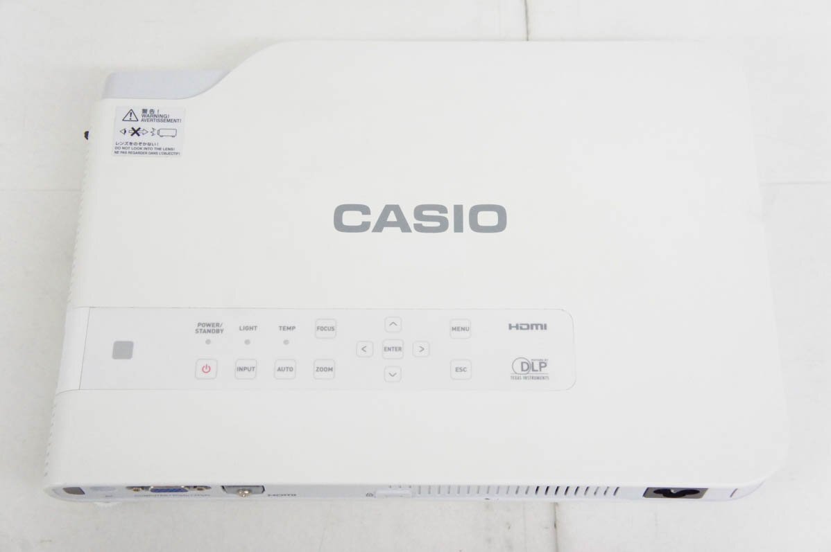 1 CASIO カシオ データプロジェクタ 2500ルーメン XJ-A142の画像3