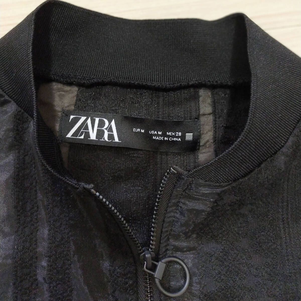 ZARA レース柄　ブルゾン　ボンバージャケット　シアー　透け　ドロップショルダー　ドルマン　Ｍサイズ　軽量　薄手　ブラック　ゆったり