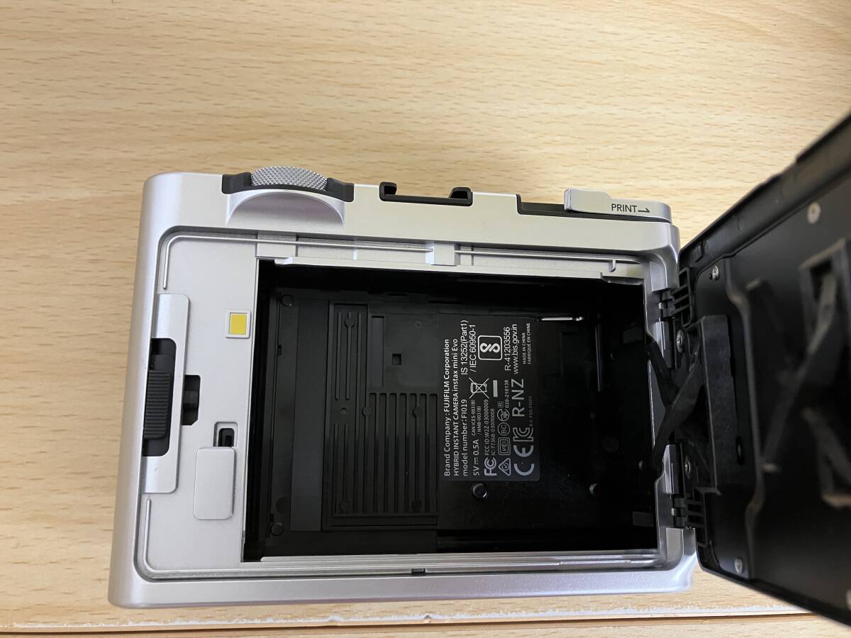 165(15-33) Fuji film instant camera instax mini Evo [ Cheki ] FUJIFILM simple operation verification ending 