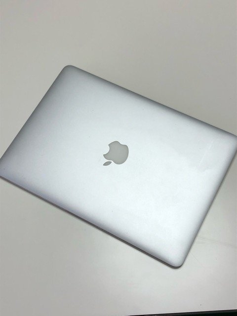 MacBook Air (13インチ, Mid 2013) モデル1466 ジャンク 現状 未確認 HDD無_画像4