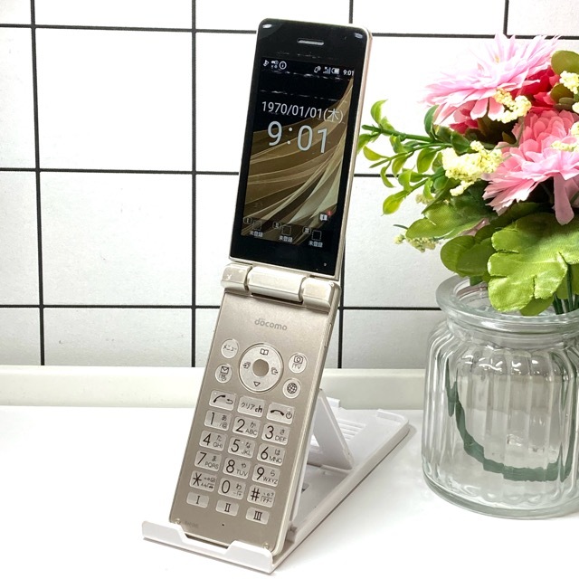 AQUOS cellular phone SH-02L Gold docomo SIM free SIM lock released .4G correspondence gala ho body free shipping A5780