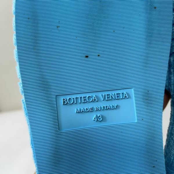 O0020★6 近年モデル 完売デザイン BOTTEGA VENETA ボッテガヴェネタ メンズ シャワーサンダル パイル 生地 総柄 ロゴ シューズ 43_画像9