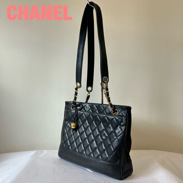 ★50 高級 CHANEL シャネル マトラッセ キルティング レザー 喜平チェーン 黒金 セミショルダー ハンド トート バッグ 鞄 CC ココマーク_画像1