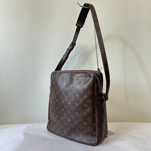 ★10.3 高級 LOUIS VUITTON ルイヴィトン LV 総柄 ショルダーバッグ 鞄 ボディバッグ サコッシュ マルソー M40264 モノグラム_画像2