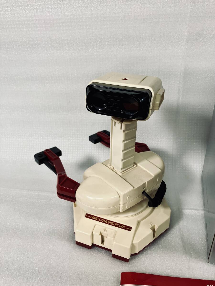 R7935B 【ビンテージ】 Nintendo HVC-012 FAMILY COMPUTER ROBOT R7935B 【ビンテージ】 Nintendo HVC-012 FAMILY COMPUTER ROBOT