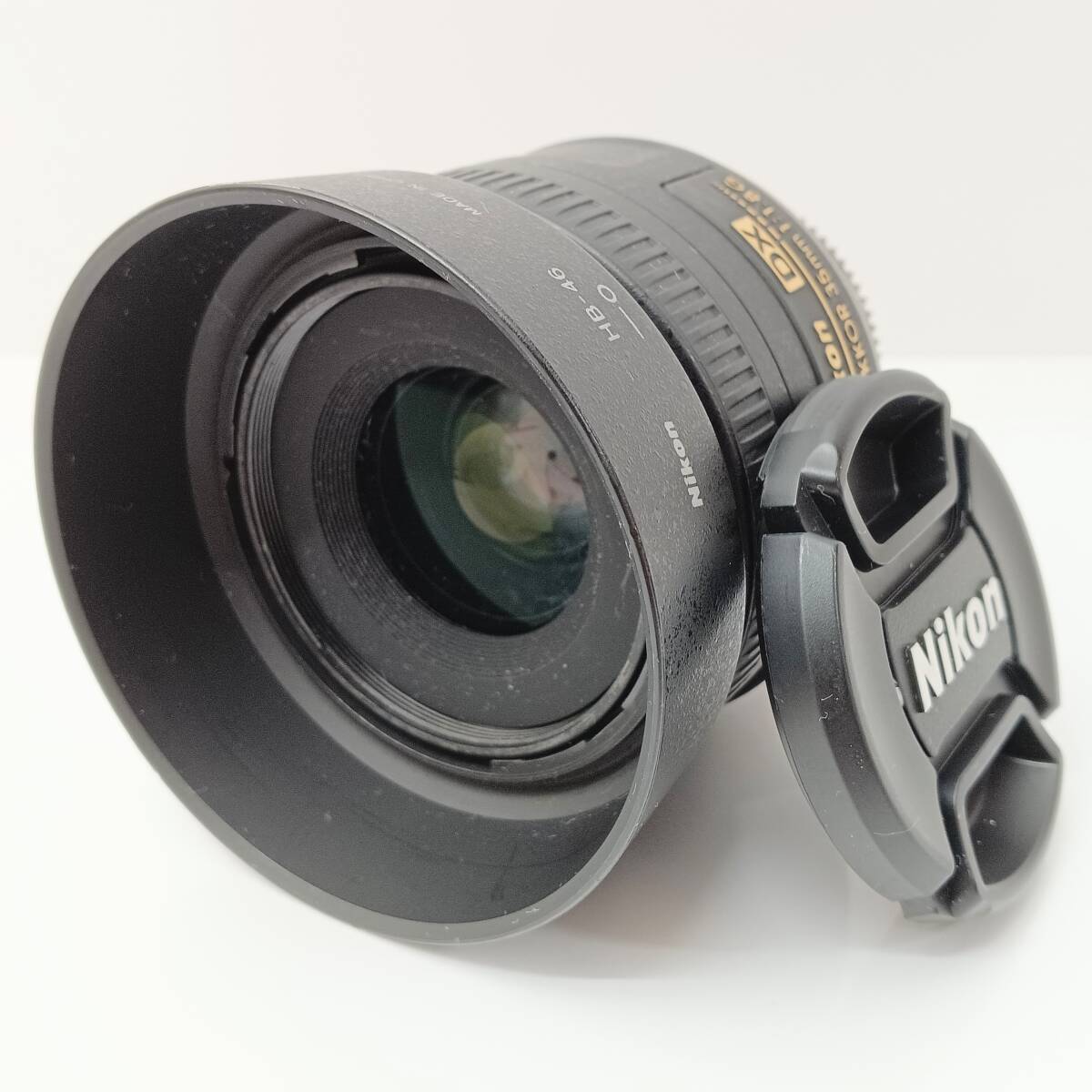 【2195】NIKON ニコン DX AF-S NIKKOR 35mm 1:1.8G レンズ カメラ 一眼レフ 単焦点 標準 オートフォーカス AF 実用品 フード ブラック の画像1